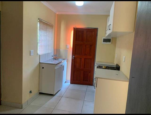 3 BEDROOM HOUSE FOR SALE IN RIVERSIDE VIEW EXT 35
